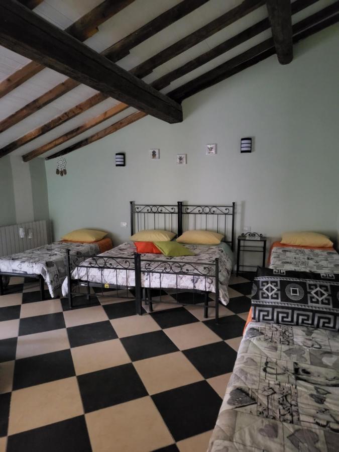 A Casa Di Luca Hotel Mediglia Екстериор снимка